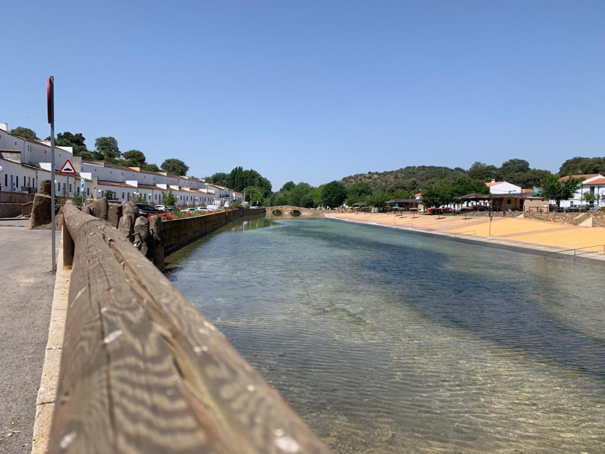 Casa Rural Nacimiento Del Hueznar - Tomillo 17 San Nicolás del Puerto Kültér fotó