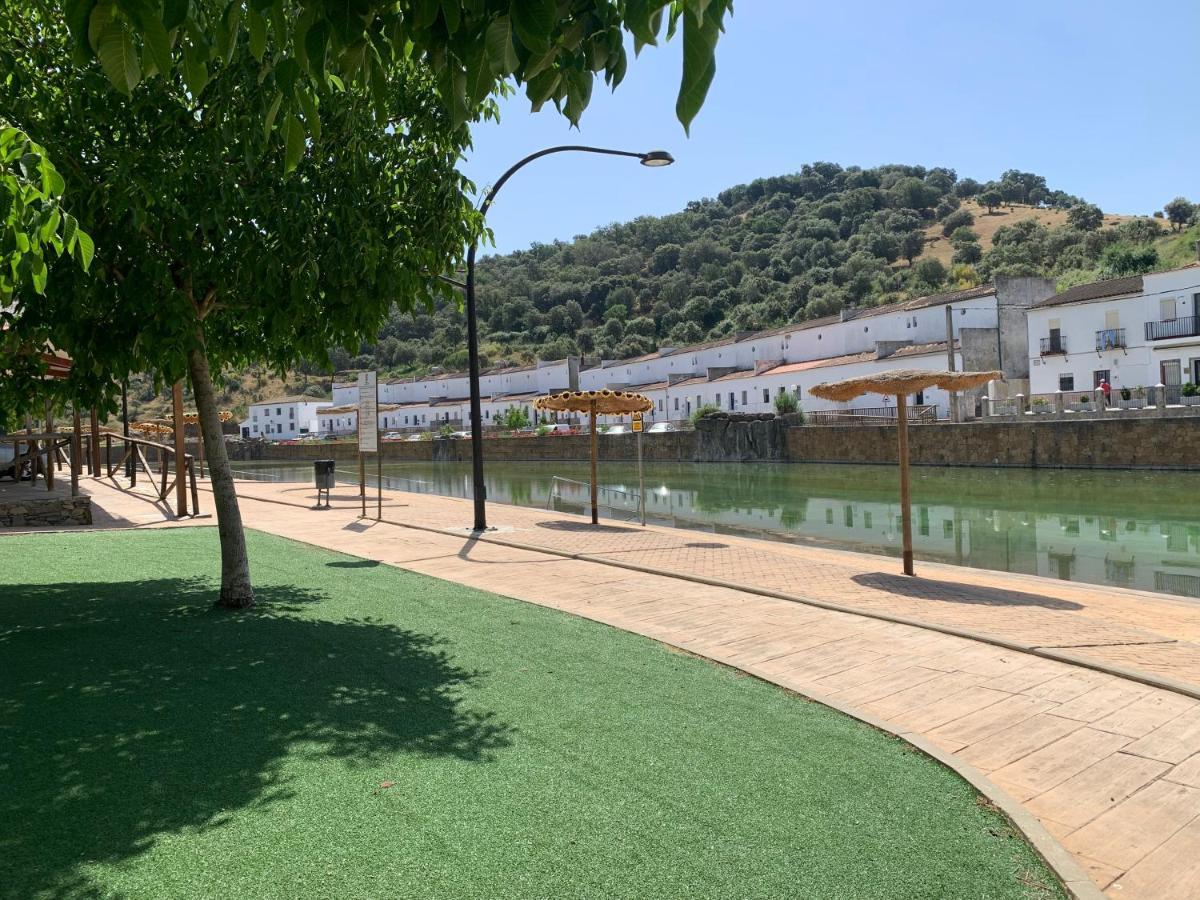 Casa Rural Nacimiento Del Hueznar - Tomillo 17 San Nicolás del Puerto Kültér fotó