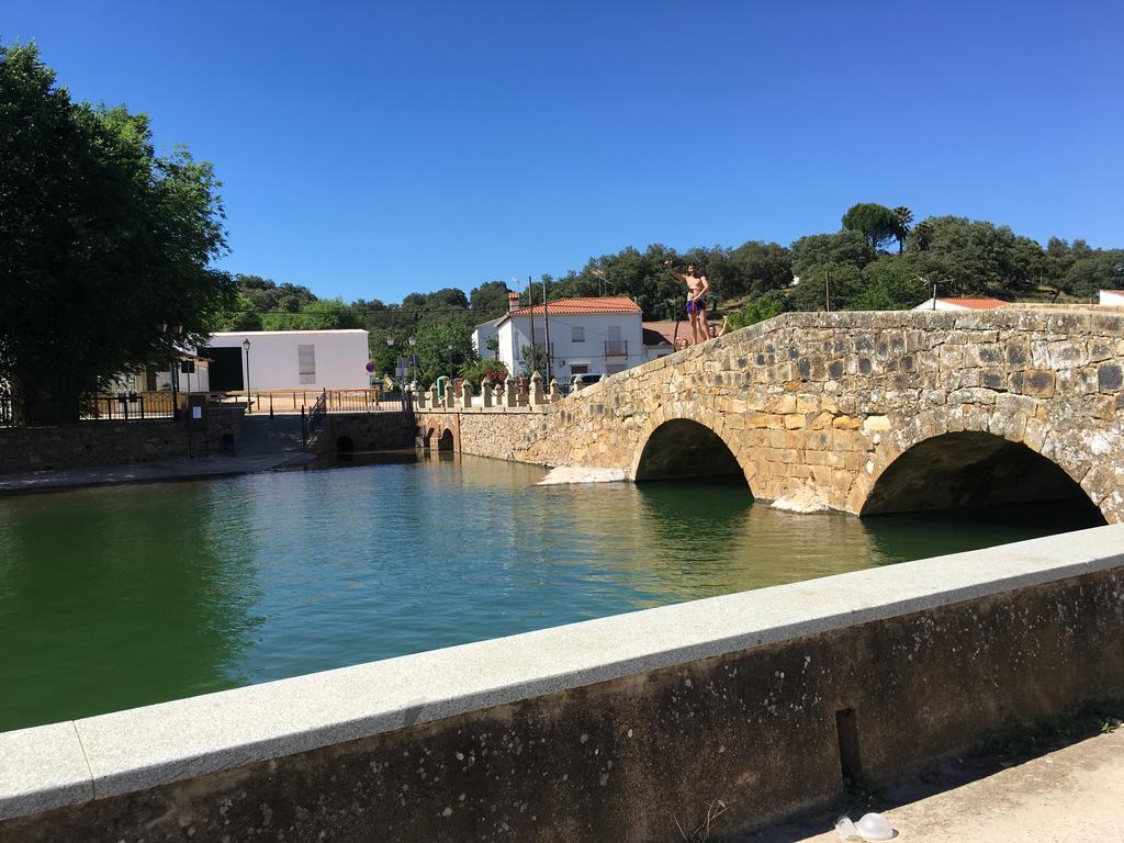 Casa Rural Nacimiento Del Hueznar - Tomillo 17 San Nicolás del Puerto Kültér fotó